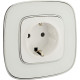 Legrand Valena ALLURE DIY Бел Розетка 1-ая с/з, безвинт.зажим