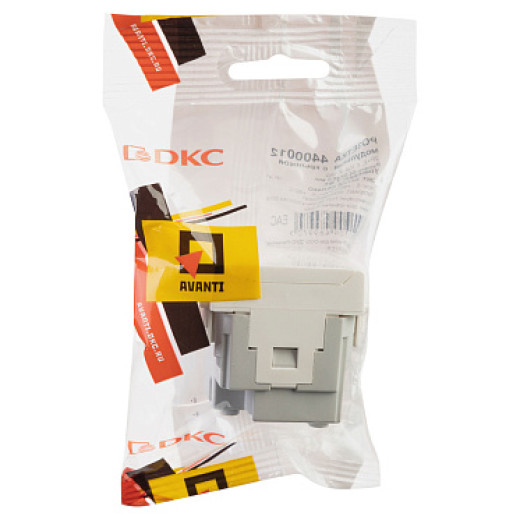 DKC Avanti Розетка с крышкой модульная, 2P+E, с з/ш, 