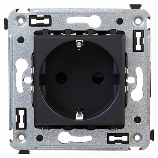 DKC Avanti Розетка в стену, 2P+E, с з/ш, 