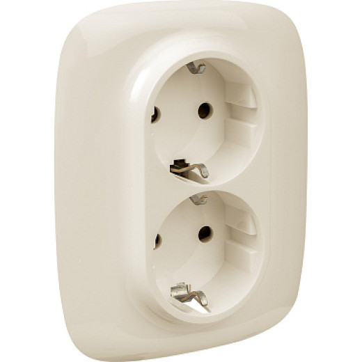 Legrand Valena ALLURE DIY Сл.кость Розетка 2-ая с/з с защитными шторками, безвинт.зажим
