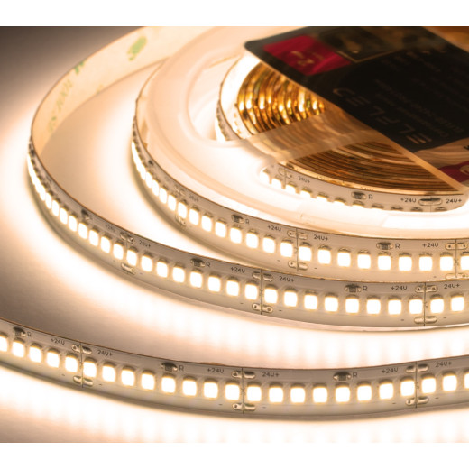 Лента светодиодная ELFLED PRO140, 240/м (2835), 24В, 22Вт/м, 30м, белый теплый 2800-3300К
