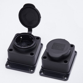 Розетка с заземлением с крышкой Stekker Одри 39018