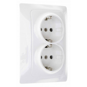 Розетка двойная с заземлением и со шторкой Gusi Electric BRAVO С10Р6-001