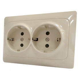 Розетка двойная с заземлением и со шторкой Gusi Electric BRAVO С10Р6-003