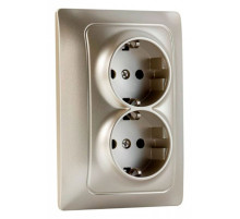 Розетка двойная с заземлением и со шторкой Gusi Electric BRAVO С10Р6-027