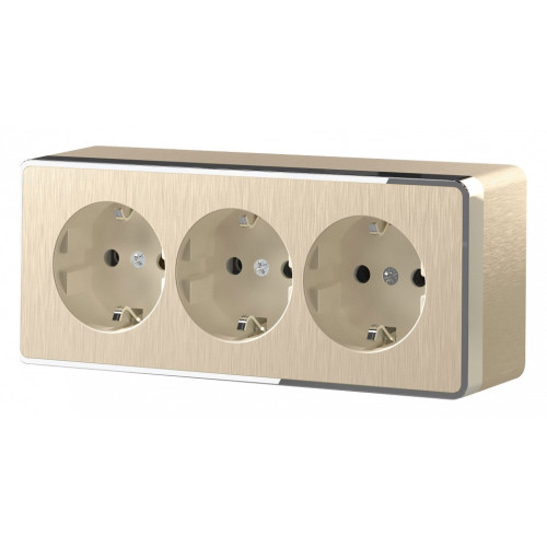 Розетка влагозащищенная с заземлением и со шторками Werkel Gallant (шампань рифленый) W5073110