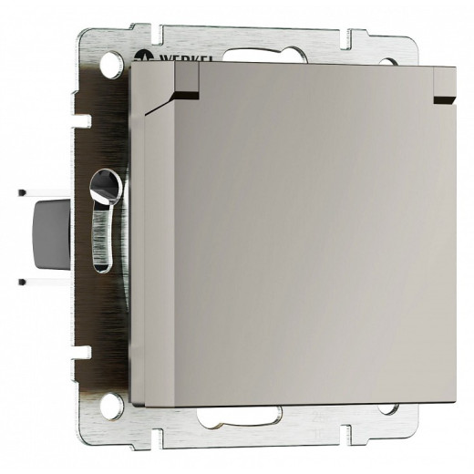 Розетка влагозащищенная с заземлением и со шторкой с крышкой Werkel дымчатый W1271204