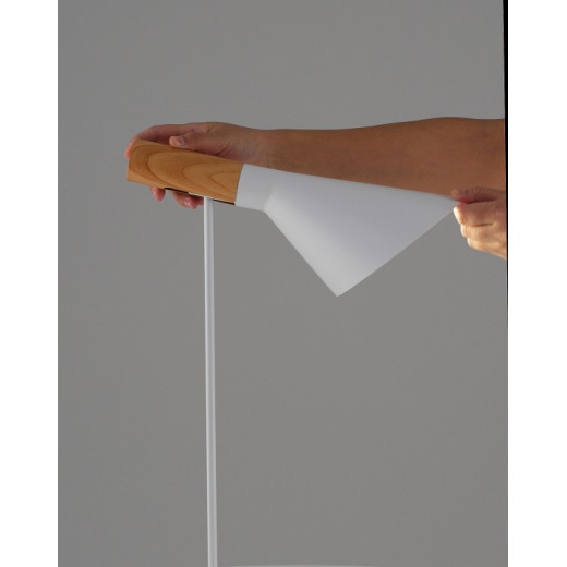 Настольная лампа офисная Moderli Turin V11335-1T