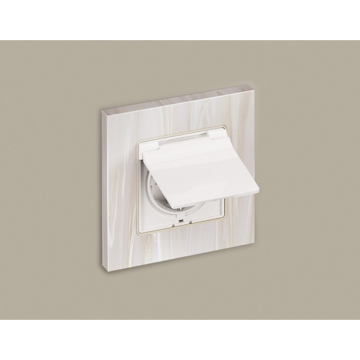 Накладка для розетки влагозащищенной с заземлением и со шторками с крышкой Ambrella Volt Quant AP1080