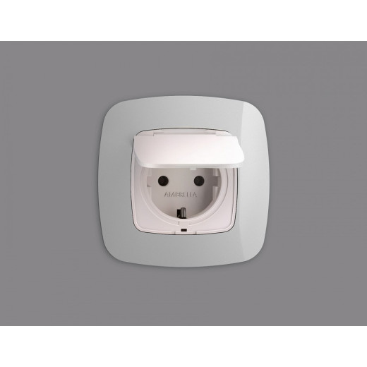 Накладка для розетки влагозащищенной с заземлением и со шторками с крышкой Ambrella Volt Quant OP2080
