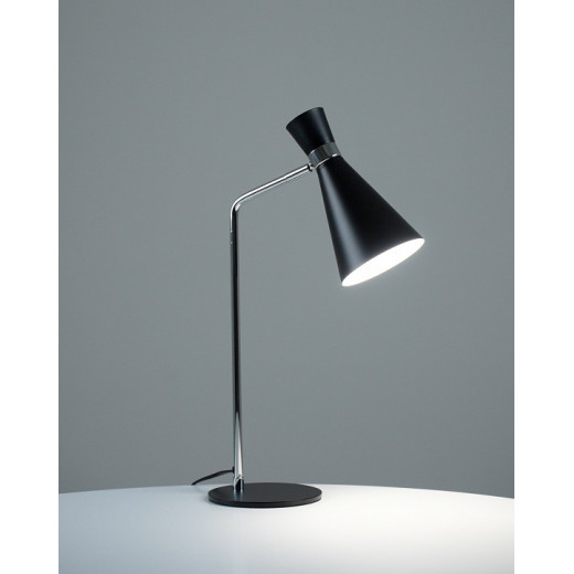 Настольная лампа офисная Moderli Page V10996-T