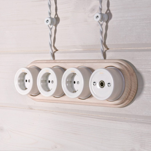 Изолятор керамический Werkel Ретро (белый) W6431301