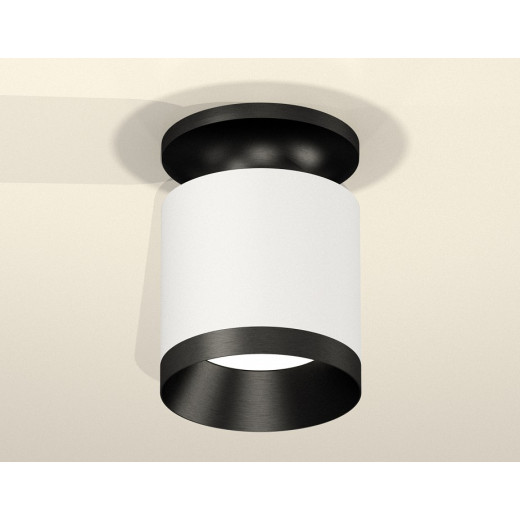 Накладной светильник Ambrella Light XS XS7401083