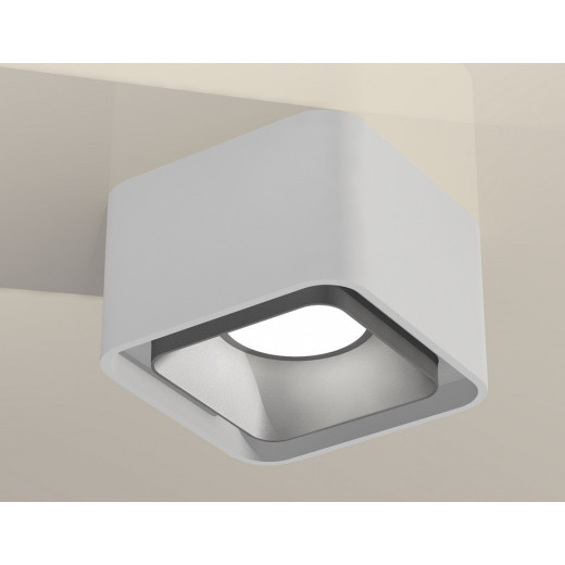 Накладной светильник Ambrella Light XS XS7832003