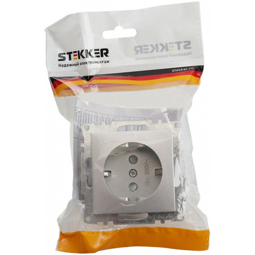 Розетка с заземлением и со шторками, без рамки Stekker Катрин 39582