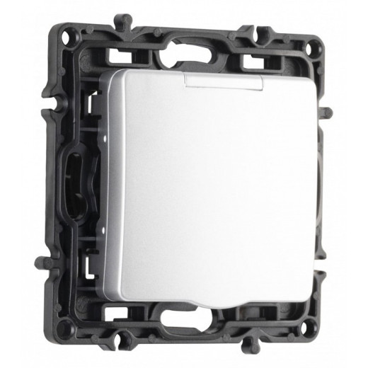 Розетка влагозащищенная с заземлением и со шторкой с крышкой Arte Milano am-217 217.41-1.silver