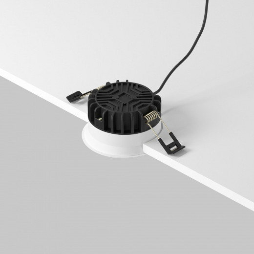 Встраиваемый светильник Maytoni Okno DL055-8W4K-SEN-W