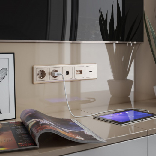 Розетка с заземлением и со шторками, без рамки Werkel шампань рифленый W1171110