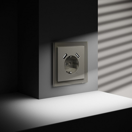 Розетка с заземлением и со шторкой и 2хUSB type A, без рамки Voltum S70 VLS040404