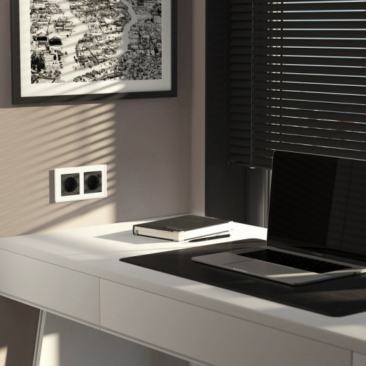 Рамка на 2 поста Werkel Senso (белый, стекло soft-touch) W0023101