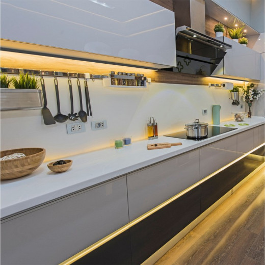 Короб накладной Apeyron Electrics  08-10-ЧБ