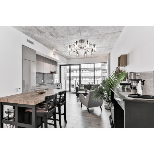 Люстра на штанге Escada Centaurus 1115/8PL