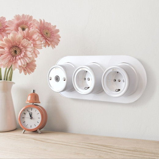 Рамка на 3 поста Werkel Ретро (белый) W0035101