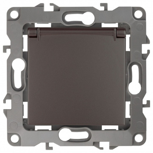 Розетка с заземлением и со шторкой, без рамки с крышкой Эра Эра 12 12-2103-13