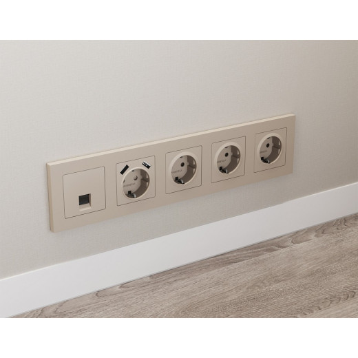 Розетка Ethernet RJ-45 и со шторками, без рамки Ambrella Volt ALFA MA372005