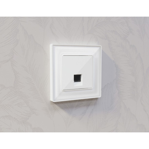 Розетка Ethernet RJ-45 и со шторками, без рамки Ambrella Volt ALFA MA112005