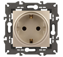 Розетка с заземлением и со шторкой, без рамки Эра Эра Elegance 14-2102-04