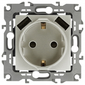 Розетка с заземлением и со шторкой и 2хUSB, без рамки Эра Эра 12 12-4109-15