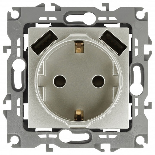 Розетка с заземлением и со шторкой и 2хUSB, без рамки Эра Эра 12 12-4109-15