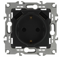 Розетка с заземлением и со шторкой и 2хUSB, без рамки Эра Эра 12 12-4109-05