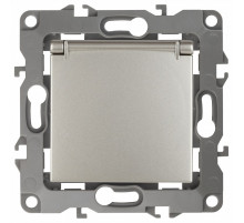 Розетка с заземлением и со шторкой, без рамки с крышкой Эра Эра 12 12-2103-15