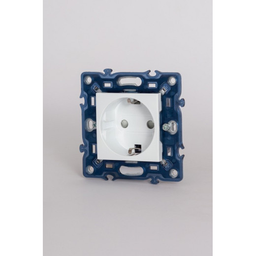 Розетка с заземлением, без рамки Elbi Eleсtriс Moda Vox 611-040232-217