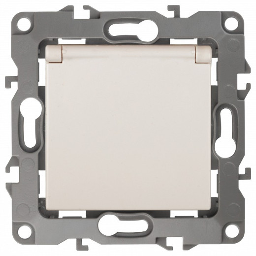 Розетка с заземлением и со шторкой, без рамки с крышкой Эра Эра 12 12-2103-02