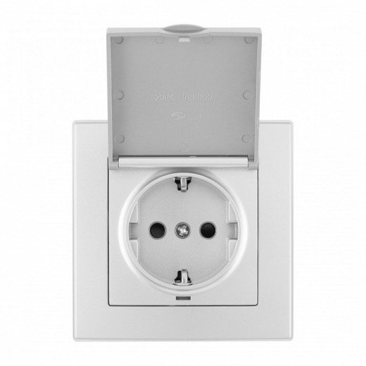 Розетка с заземлением и шторкой, с крышкой Arte Milano SET06-1 SET06-1-41-1 silver