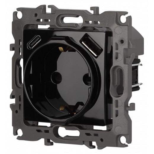 Розетка с заземлением и со шторкой и 2хUSB, без рамки Эра Эра 12 12-4108-06