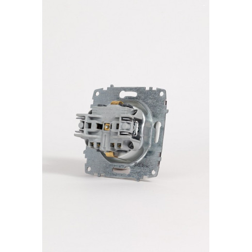 Розетка с заземлением с крышкой, без рамки Elbi Eleсtriс Zena Vega 609-015600-218