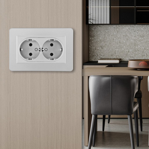 Розетка двойная с заземлением и со шторкой Arte Milano SET16-2 SET16-double-40-2 silver