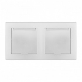 Розетка влагозащищенная с заземлением и со шторкой с крышкой Arte Milano SET06-2 SET06-2-41-1x2 silver