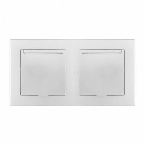 Розетка влагозащищенная с заземлением и со шторкой с крышкой Arte Milano SET06-2 SET06-2-41-1x2 silver