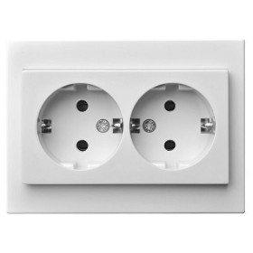 Розетка двойная с заземлением LIREGUS EPSILON 28-021
