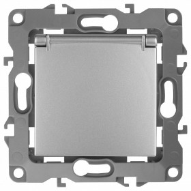 Розетка с заземлением и со шторкой, без рамки с крышкой Эра Эра 12 12-2103-03