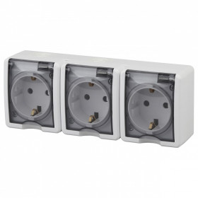Розетка тройная с заземлением и со шторками, с крышкой Эра Эра Эксперт 11-2406-01