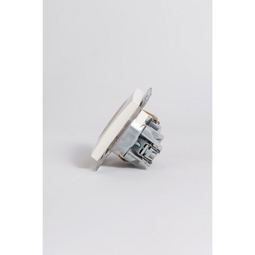 Розетка с заземлением и со шторкой, без рамки Elbi Eleсtriс Zena Vega 609-010200-243