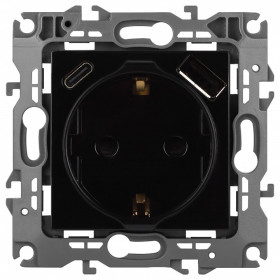 Розетка с заземлением и со шторкой и 2хUSB, без рамки Эра Эра 12 12-4108-06