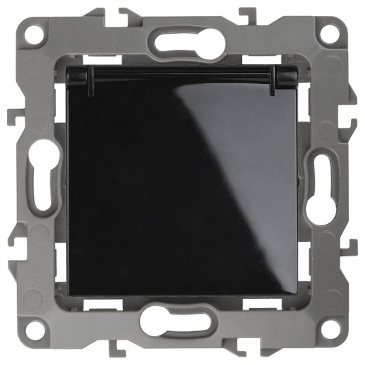 Розетка с заземлением и со шторкой, без рамки с крышкой Эра Эра 12 12-2103-06