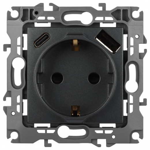 Розетка с заземлением и со шторкой и 2хUSB, без рамки Эра Эра 12 12-4108-12